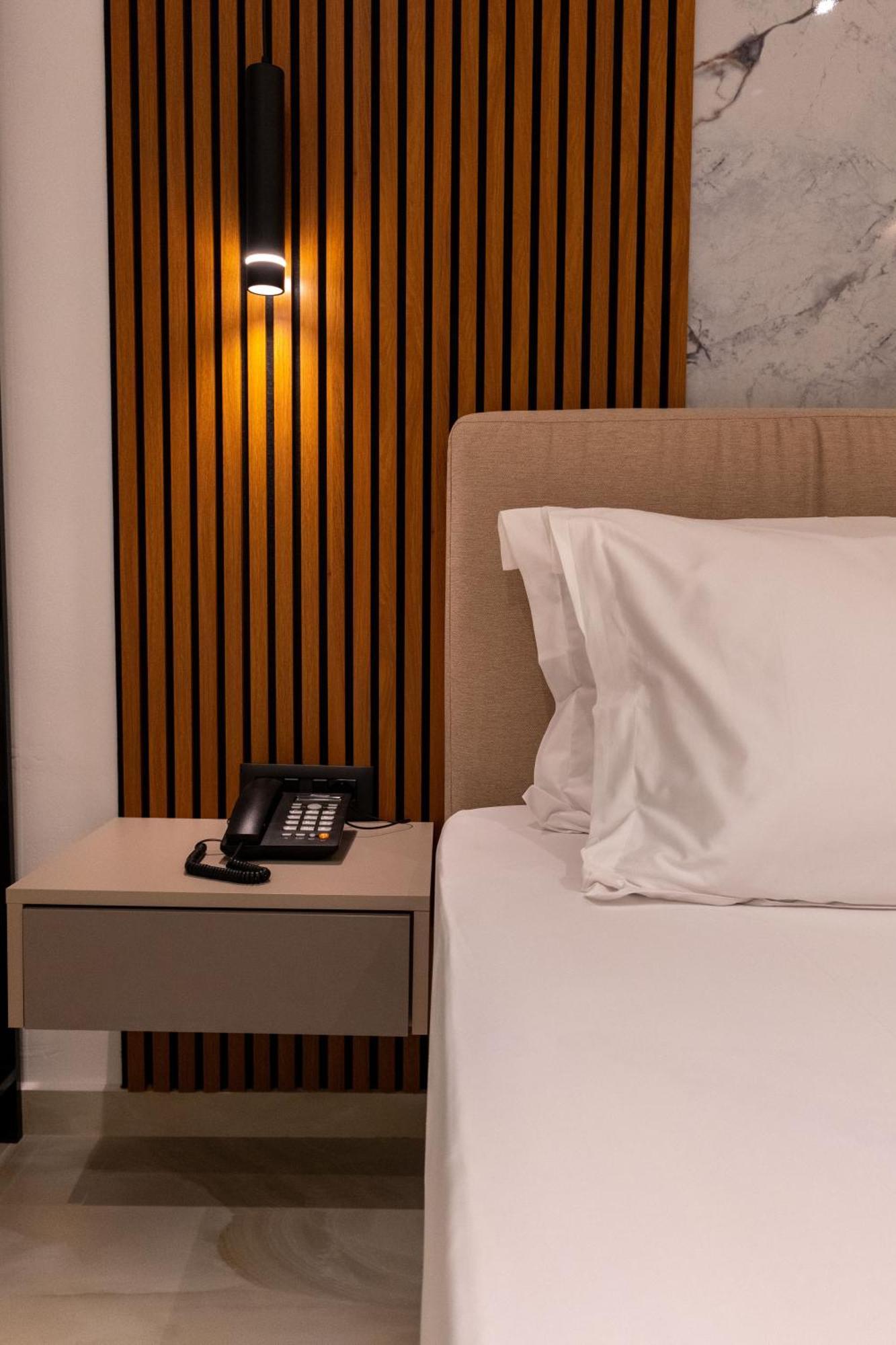 Litan Hotel Sarandë 外观 照片