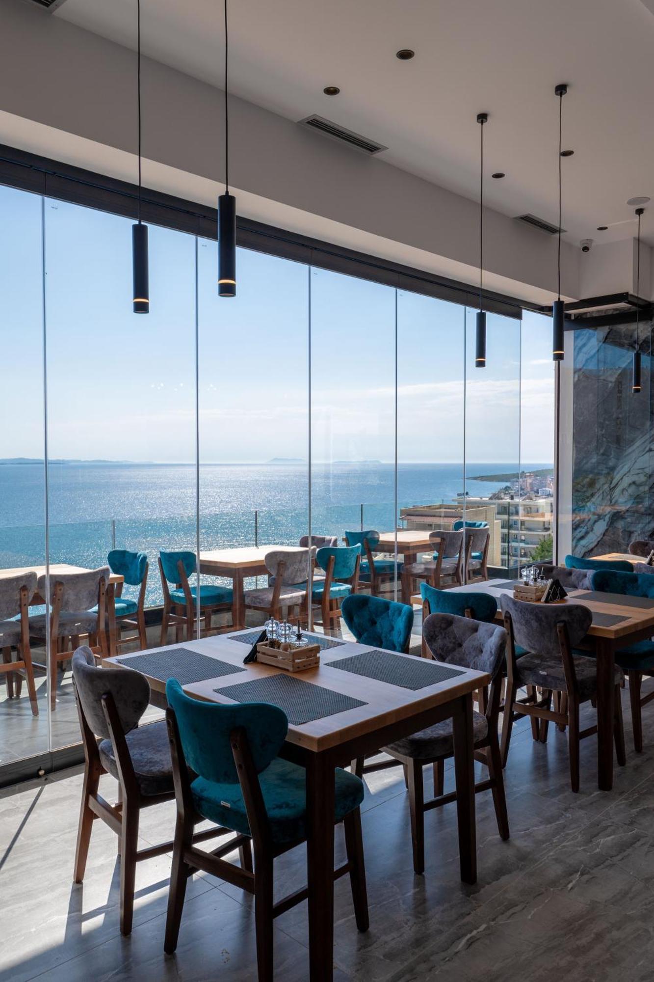 Litan Hotel Sarandë 外观 照片