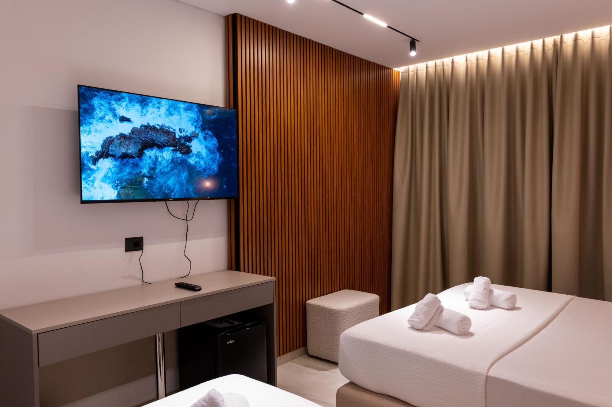 Litan Hotel Sarandë 外观 照片