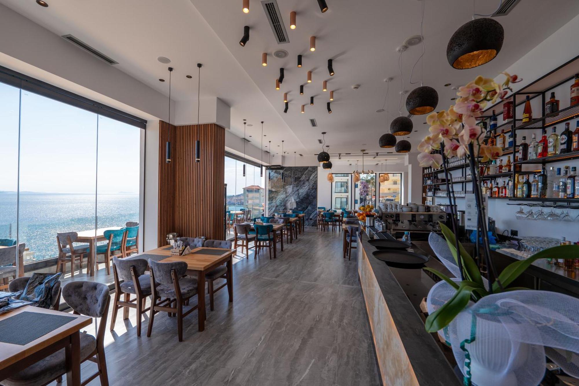 Litan Hotel Sarandë 外观 照片