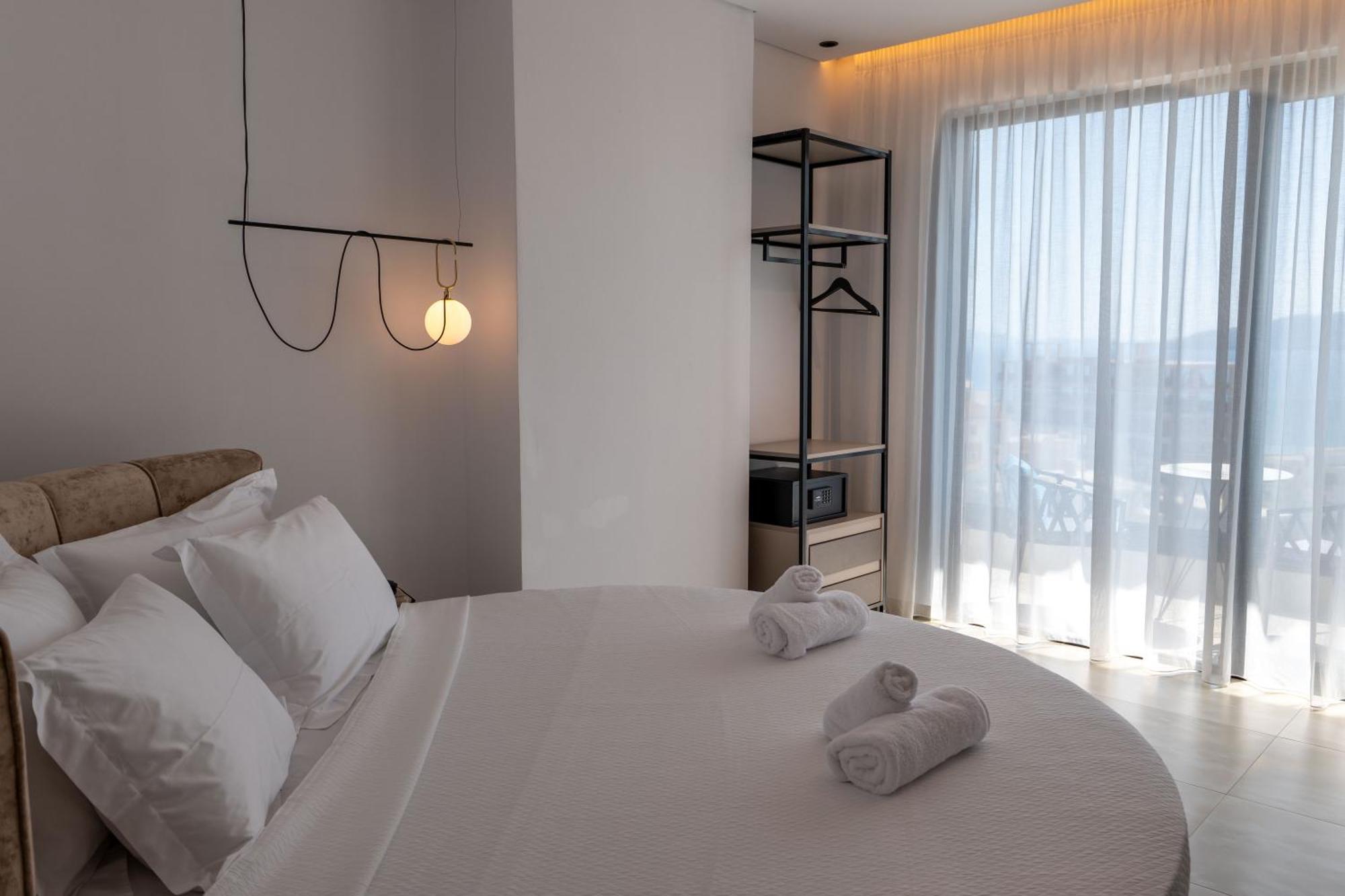 Litan Hotel Sarandë 外观 照片