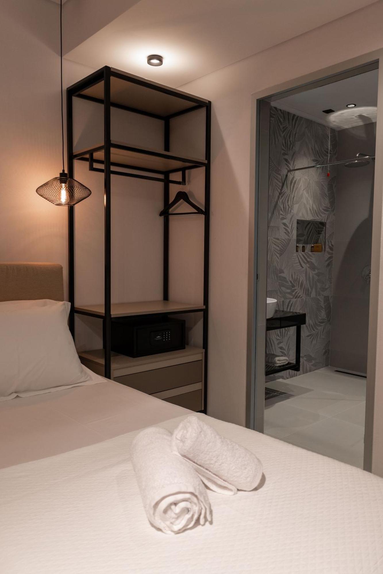 Litan Hotel Sarandë 外观 照片