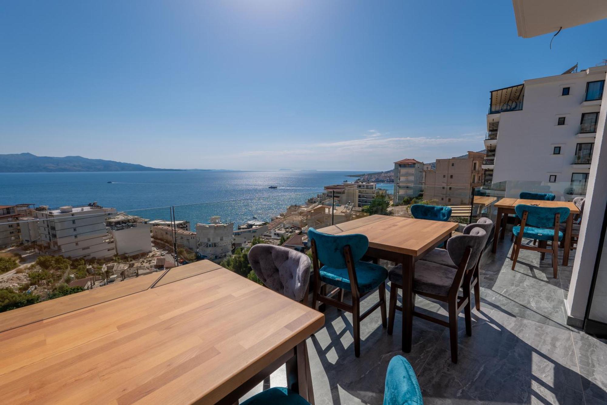 Litan Hotel Sarandë 外观 照片